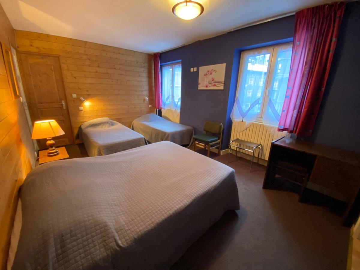 Chambres Avec Garage Motos Ланлебур-Мон-Сени Экстерьер фото